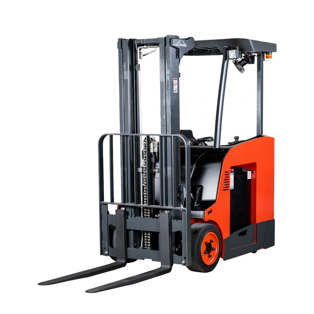 Frontal View of the Linde 1346 Standup Forklift on a White Background